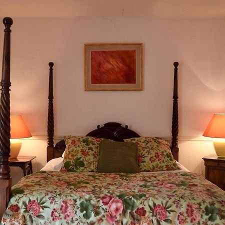 Cottages De Chateau De Vaux Yvré-lʼÉvêque Eksteriør billede