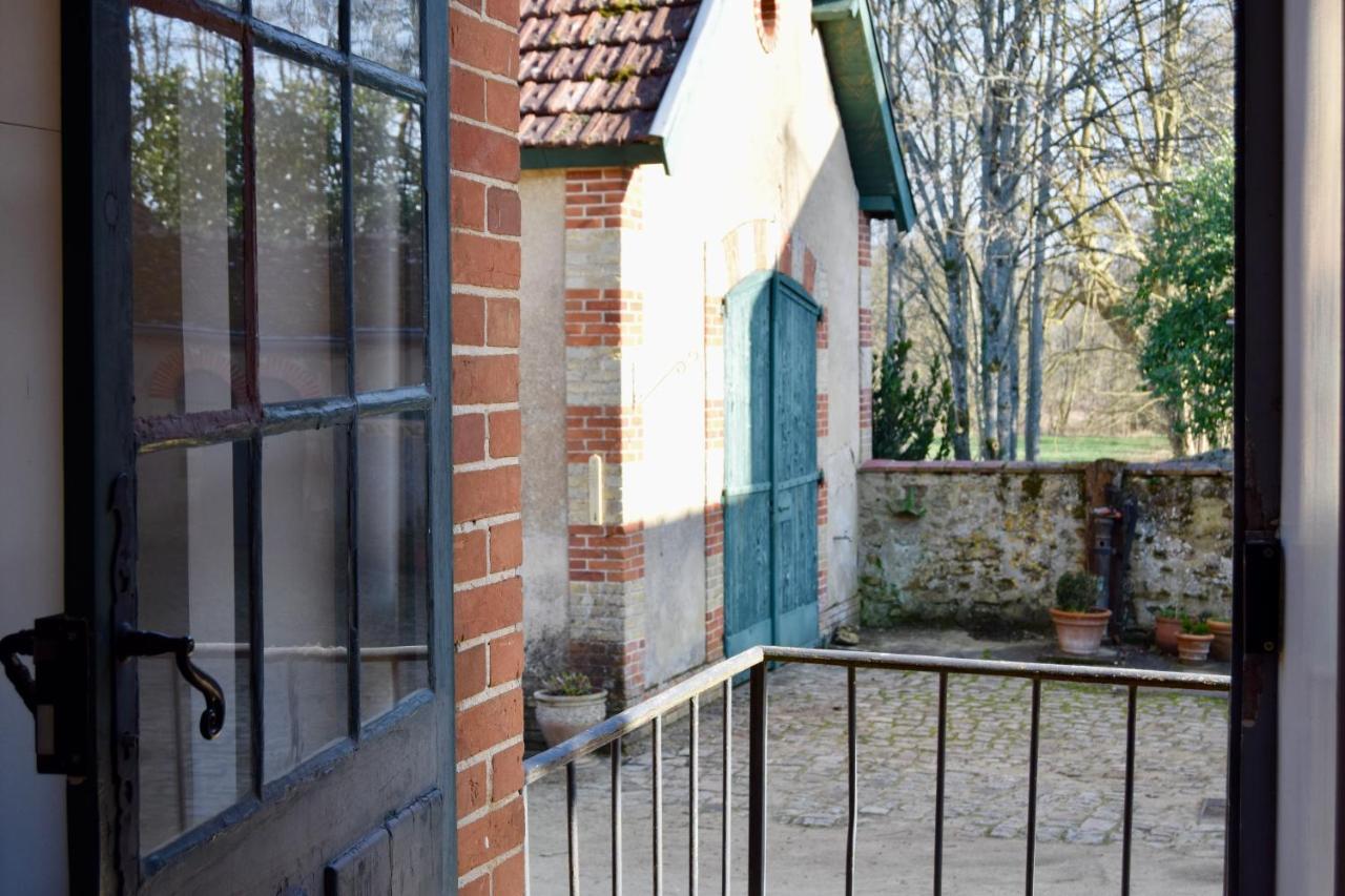 Cottages De Chateau De Vaux Yvré-lʼÉvêque Eksteriør billede